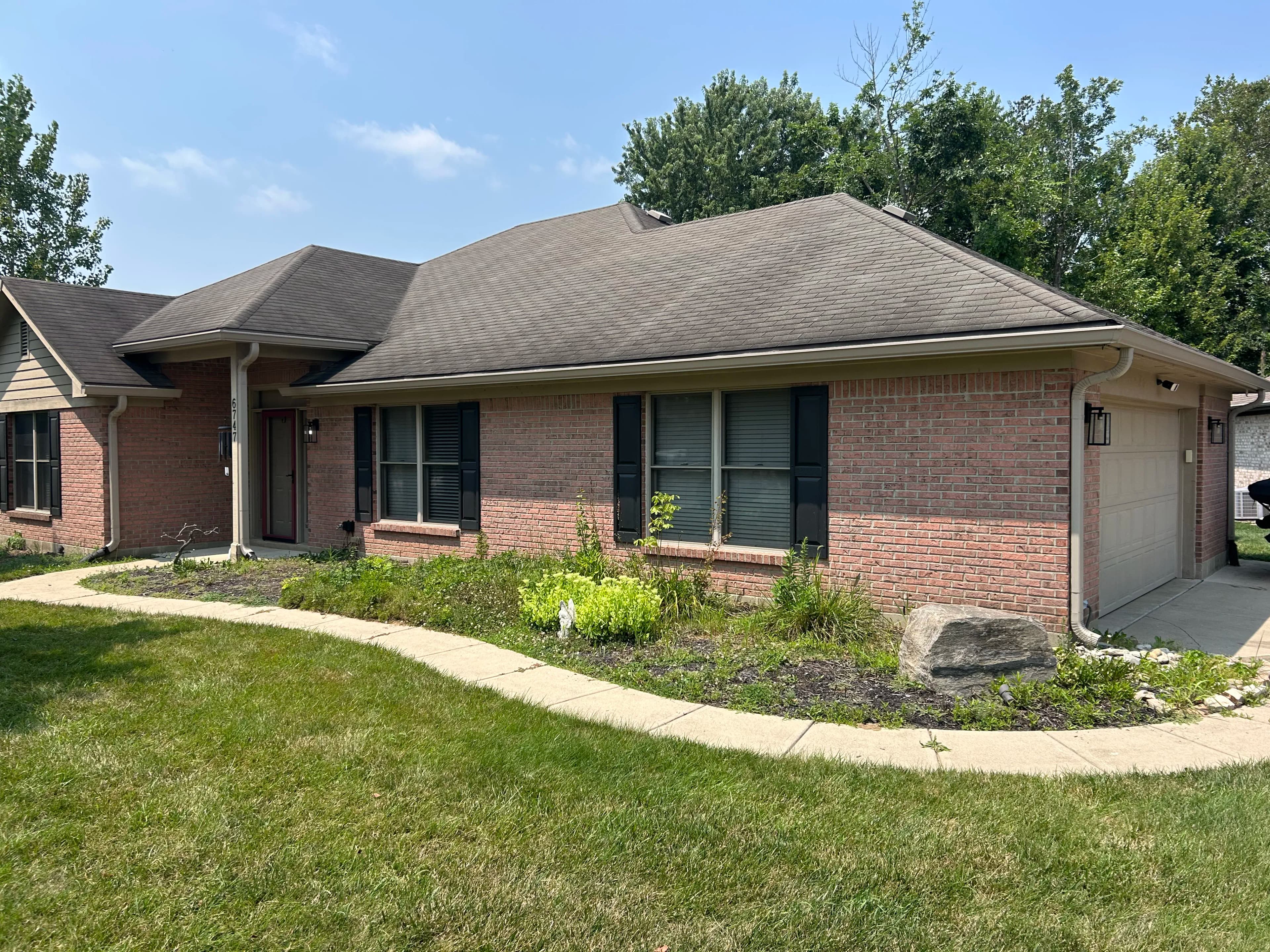 Project Fresh Mulch and Clean Beds Change the Whole Feel of a Home image